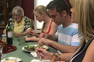 免费公开黄网成年人